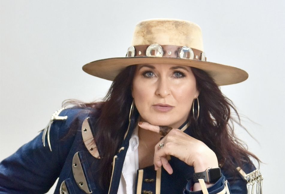 Jayne Denham - Are you Ready for This - 8CCC Radio